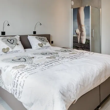 121 Villa *