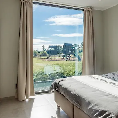 Villa 121 Berlare